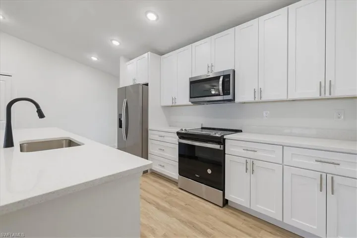 423 NE 20th  ST, Cape Coral, FL 33993