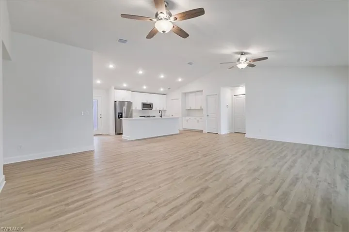 423 NE 20th  ST, Cape Coral, FL 33993