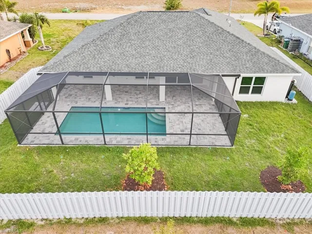 423 NE 20th  ST, Cape Coral, FL 33993