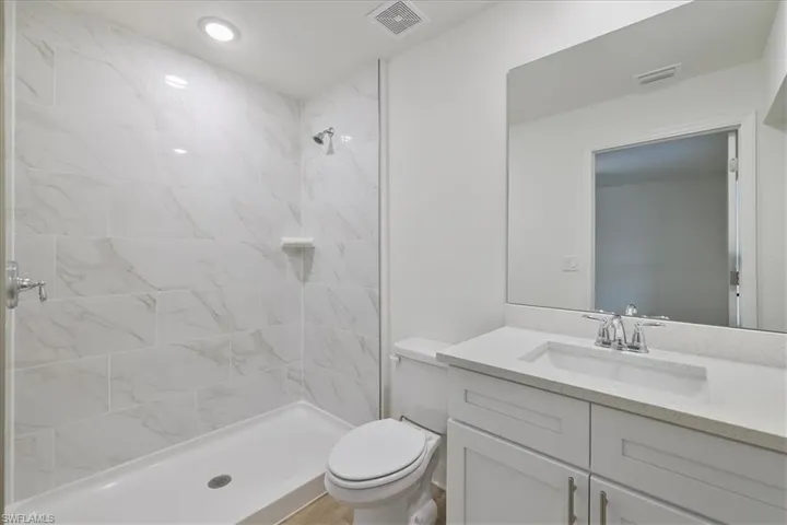 423 NE 20th  ST, Cape Coral, FL 33993