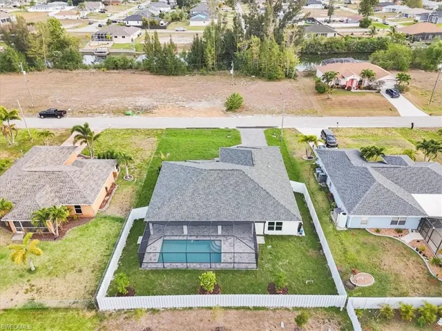 423 NE 20th  ST, Cape Coral, FL 33993