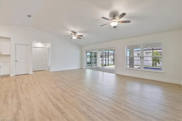423 NE 20th  ST, Cape Coral, FL 33993