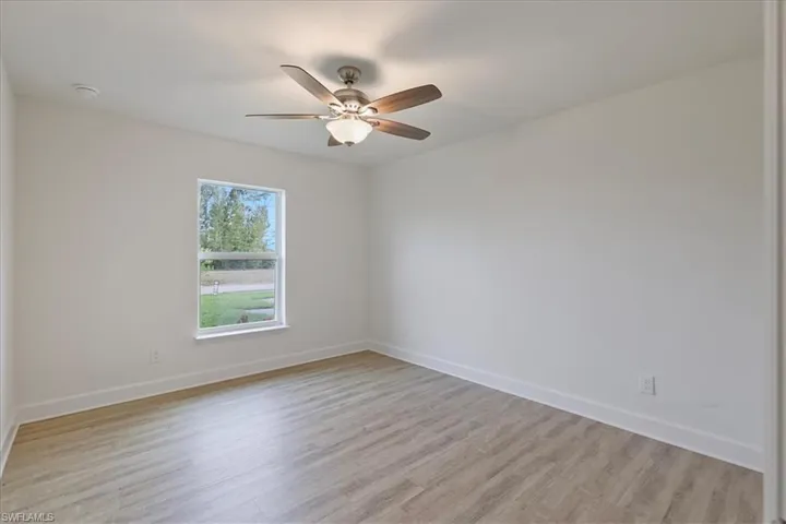 423 NE 20th  ST, Cape Coral, FL 33993