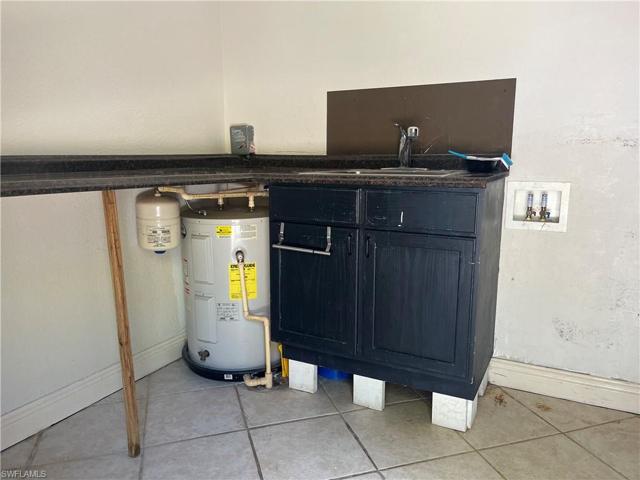 3351  Marinatown  LN, North Fort Myers, FL 33903