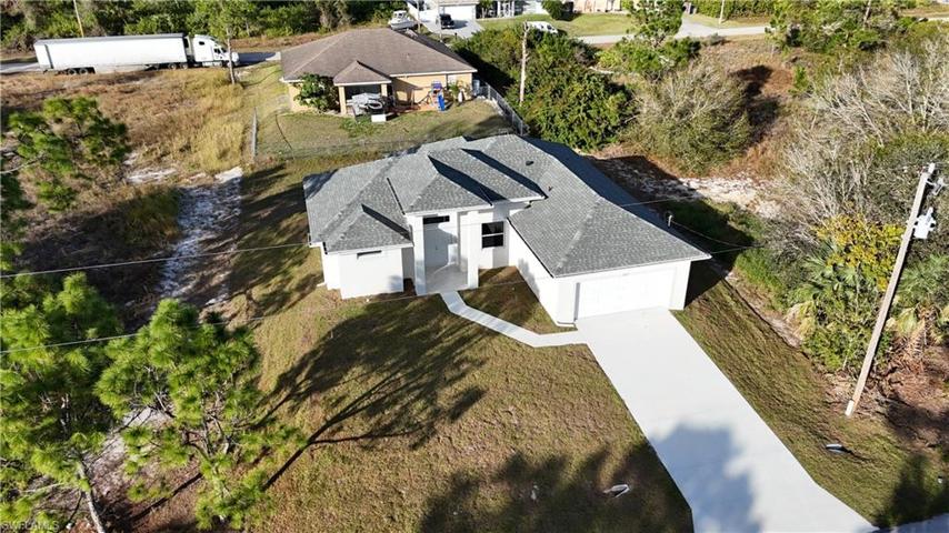 1224  Cherry E ST, Lehigh Acres, FL 33974