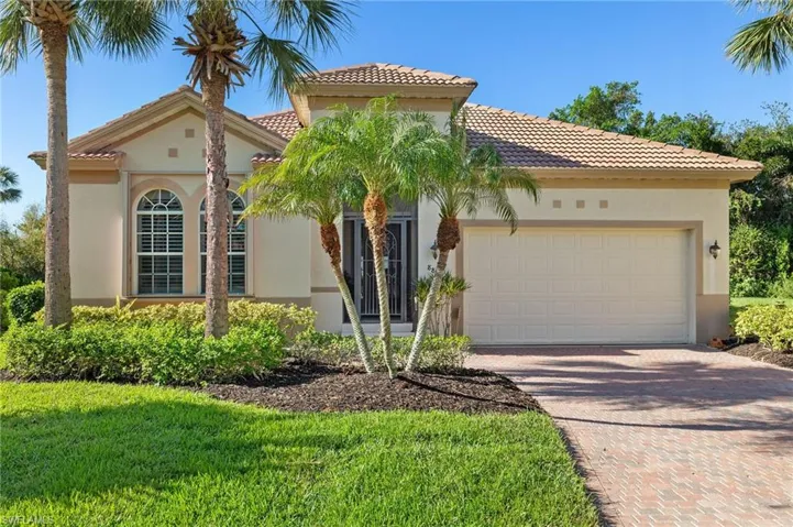8872 King Henry Ct, Fort Myers, Florida 33908