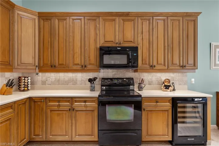8872 King Henry Ct, Fort Myers, Florida 33908