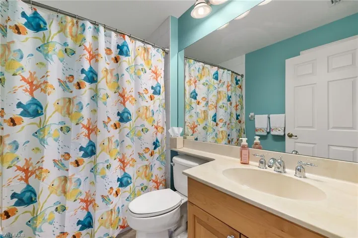 8872 King Henry Ct, Fort Myers, Florida 33908