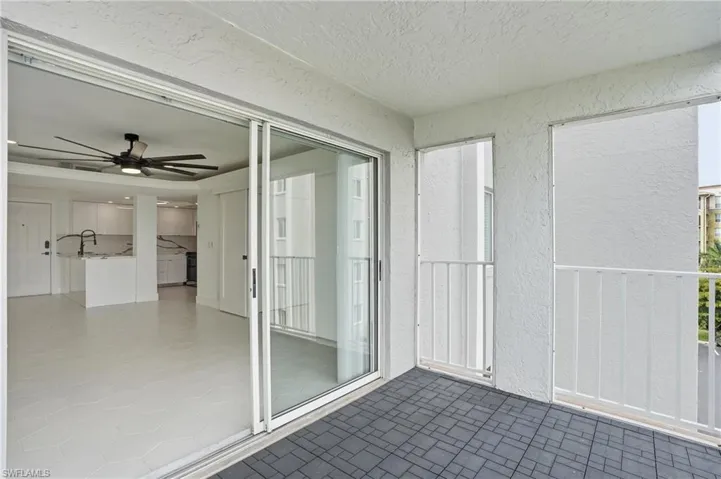 2885 Palm Beach Blvd 402, Fort Myers, Florida 33916