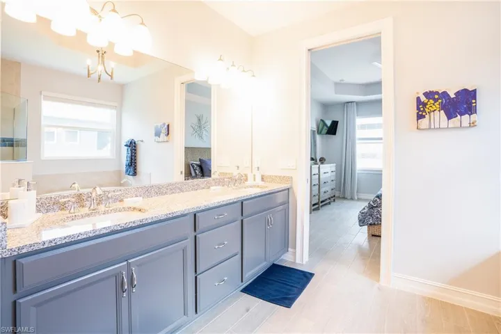 14521  Stern  WAY, Naples, FL 34114