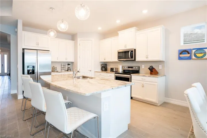 14521  Stern  WAY, Naples, FL 34114