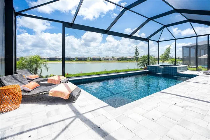 14521  Stern  WAY, Naples, FL 34114