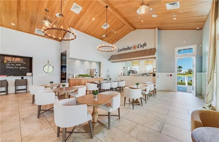 14521  Stern  WAY, Naples, FL 34114