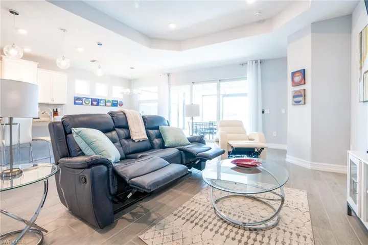 14521  Stern  WAY, Naples, FL 34114