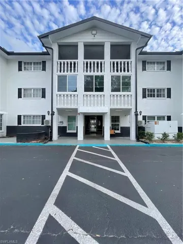 3704  Broadway  , Fort Myers, FL 33901