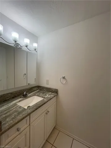 3704 Broadway 318, Fort Myers, Florida 33901