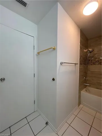 3704 Broadway 318, Fort Myers, Florida 33901