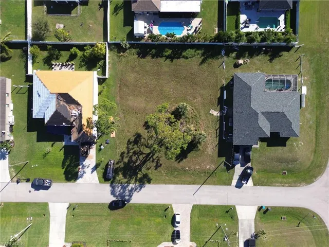 1628 SW 14th  ST, Cape Coral, FL 33991