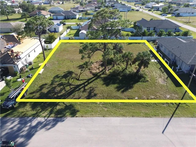 1628 SW 14th  ST, Cape Coral, FL 33991