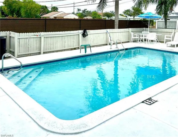 1005 Sw 48th Ter 7, Cape Coral, Florida 33914