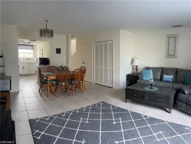 1005 Sw 48th Ter 7, Cape Coral, Florida 33914