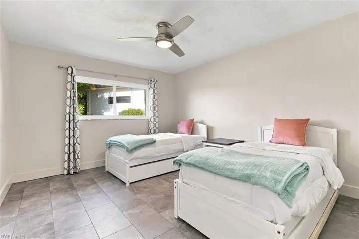 404 Sw 53rd Ter, Cape Coral, Florida 33914