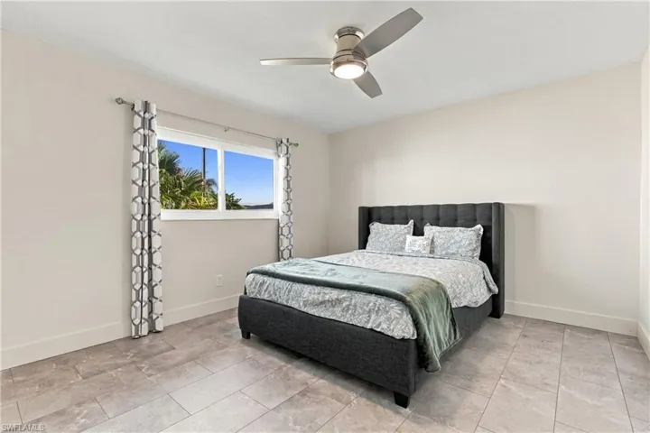 404 Sw 53rd Ter, Cape Coral, Florida 33914