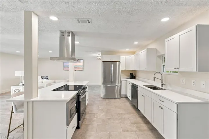 404 Sw 53rd Ter, Cape Coral, Florida 33914