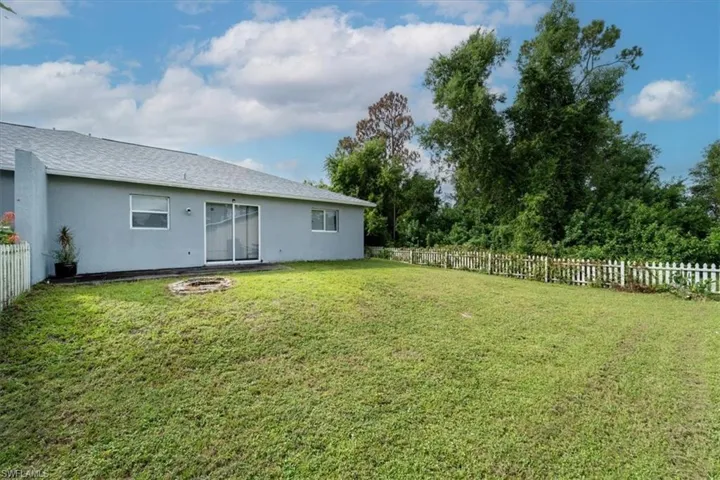 2438 Joe Ave S, Lehigh Acres, Florida 33973