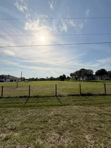 View of yard featuring a rural view