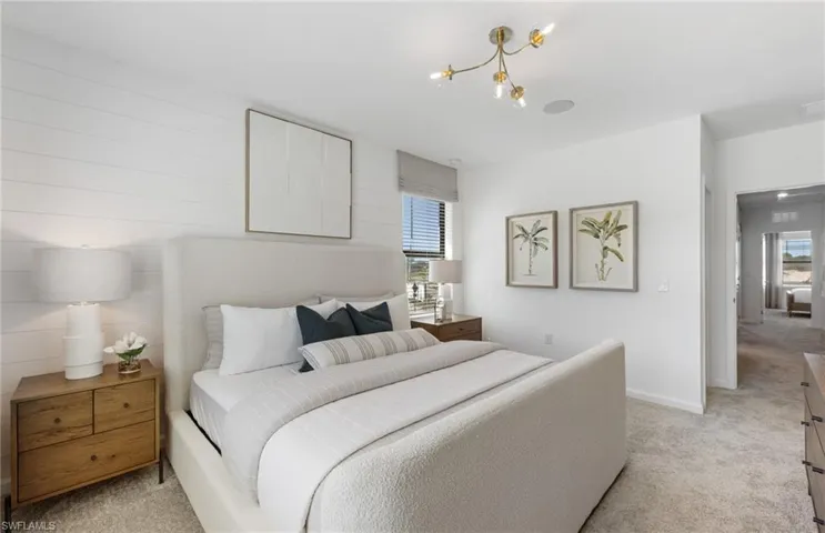 Interior photos are of a staged model home. Illustration purposes only. Options may vary.