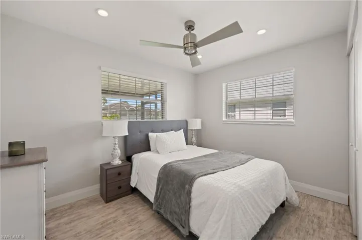 545 102nd Ave N, Naples, Florida 34108