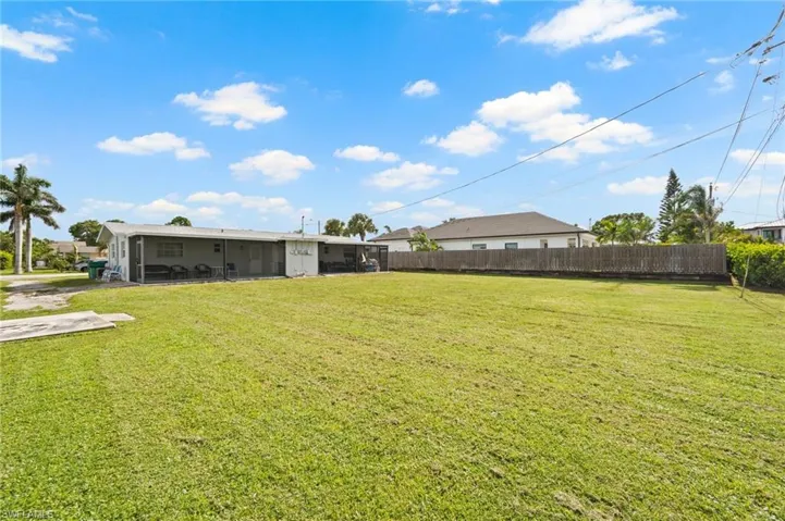545 102nd Ave N, Naples, Florida 34108