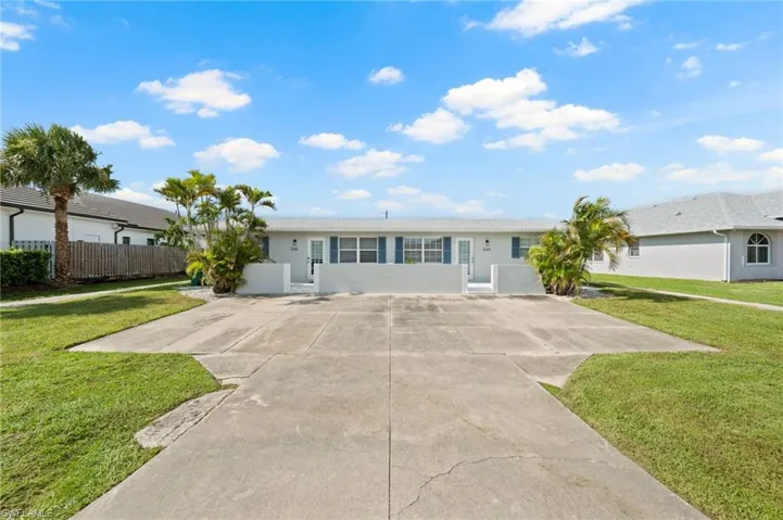 545 102nd Ave N, Naples, Florida 34108