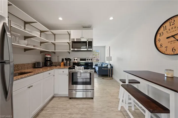 545 102nd Ave N, Naples, Florida 34108