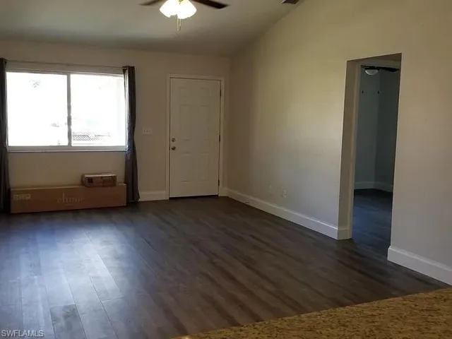 8208  Matanzas  RD, Fort Myers, FL 33967
