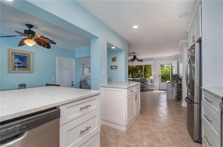 Beautiful Quartz Counters!