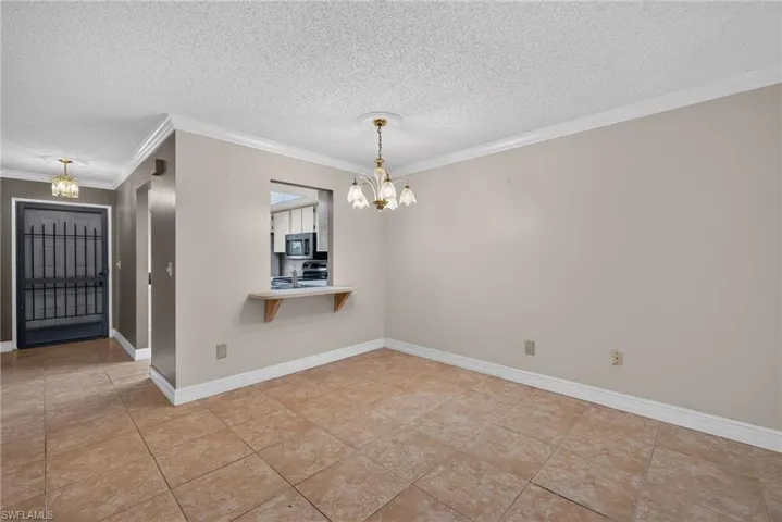 423 Cape Coral Pkwy W 202, Cape Coral, Florida 33914