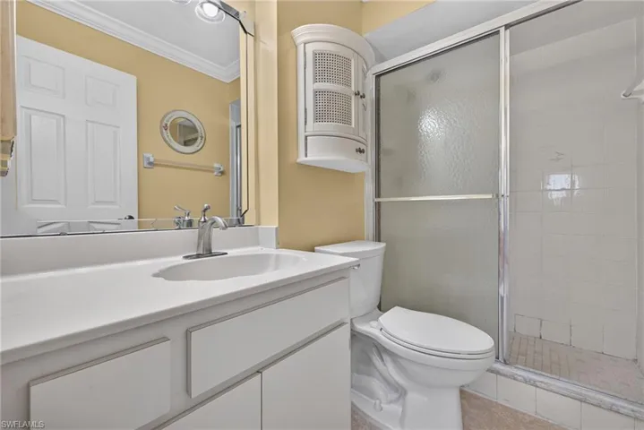423 Cape Coral Pkwy W 202, Cape Coral, Florida 33914