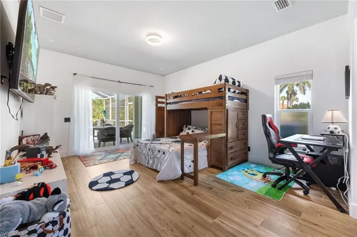 2513 Blackburn Cir, Cape Coral, Florida 33991