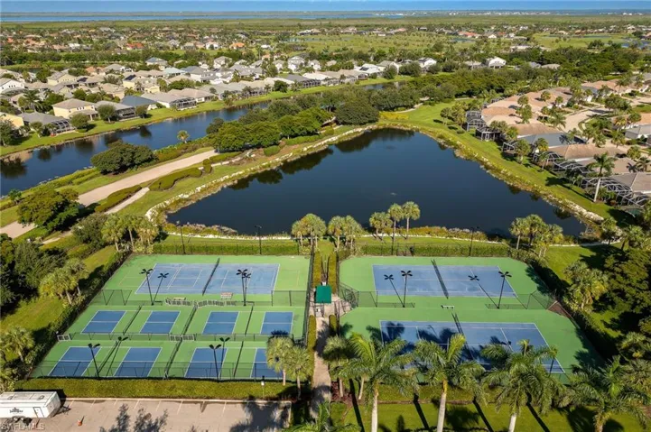2513 Blackburn Cir, Cape Coral, Florida 33991