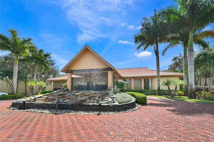 Club HOuse