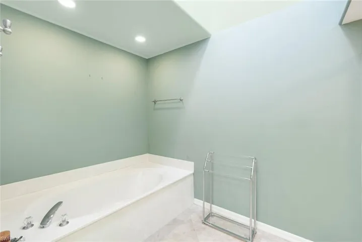 Perfect Size Soaking Tub- Skylight for Natural Lighting