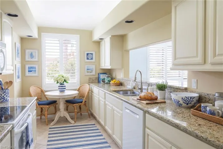 Virtually Staged- Solid Wood Cabinetry