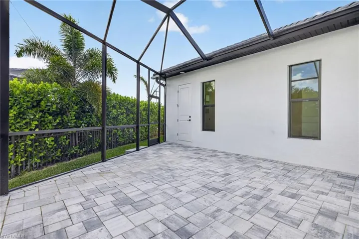 2201 Beach Pkwy W, Cape Coral, Florida 33914