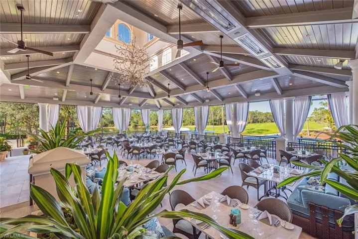 Patio dining clubhouse