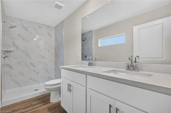 109 Ne 23rd St, Cape Coral, Florida 33909