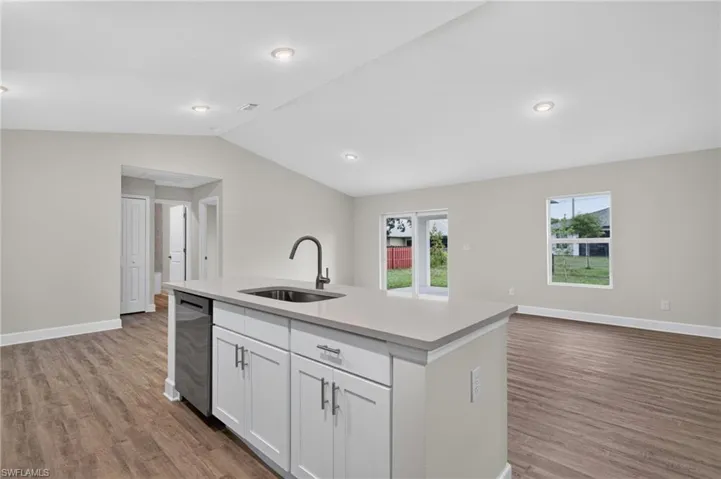 109 Ne 23rd St, Cape Coral, Florida 33909