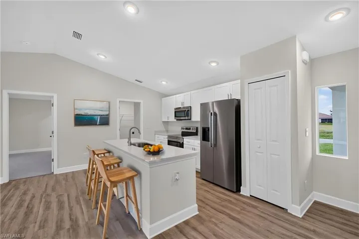 109 Ne 23rd St, Cape Coral, Florida 33909