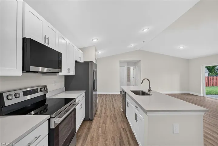 109 Ne 23rd St, Cape Coral, Florida 33909